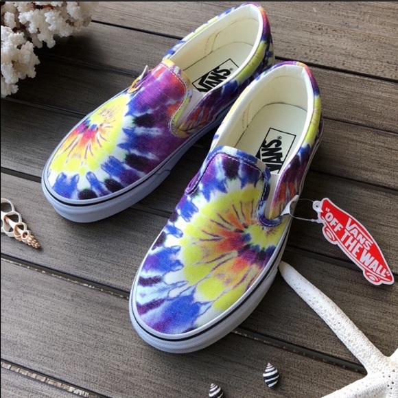 🌴🔆VANS- TIE DYE SLIP ON’S🔆🌴 - Picture 6 of 9